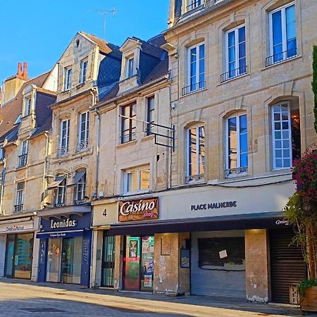 Elegant Studio En Hypercentre Dans Le Quartier Historique Anime Avec Parking Gratuit Caen Exteriér fotografie